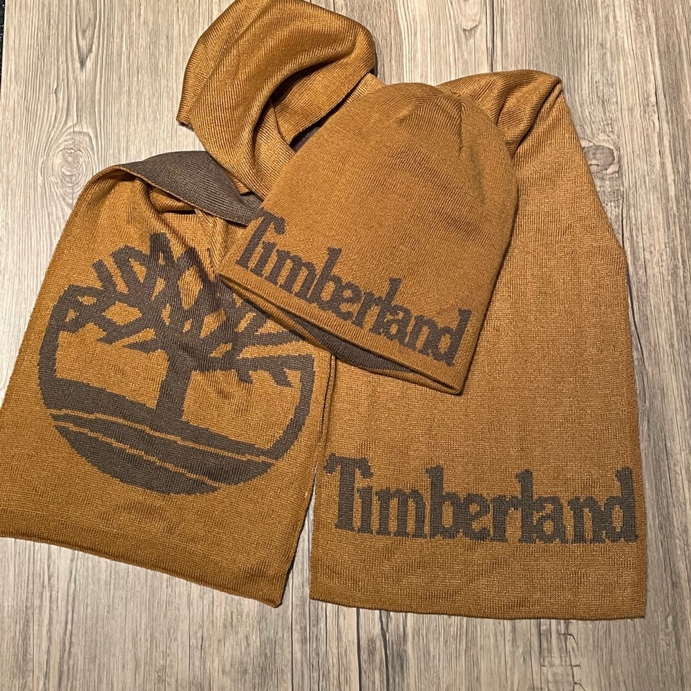 Timberland Hat and Scarf Set